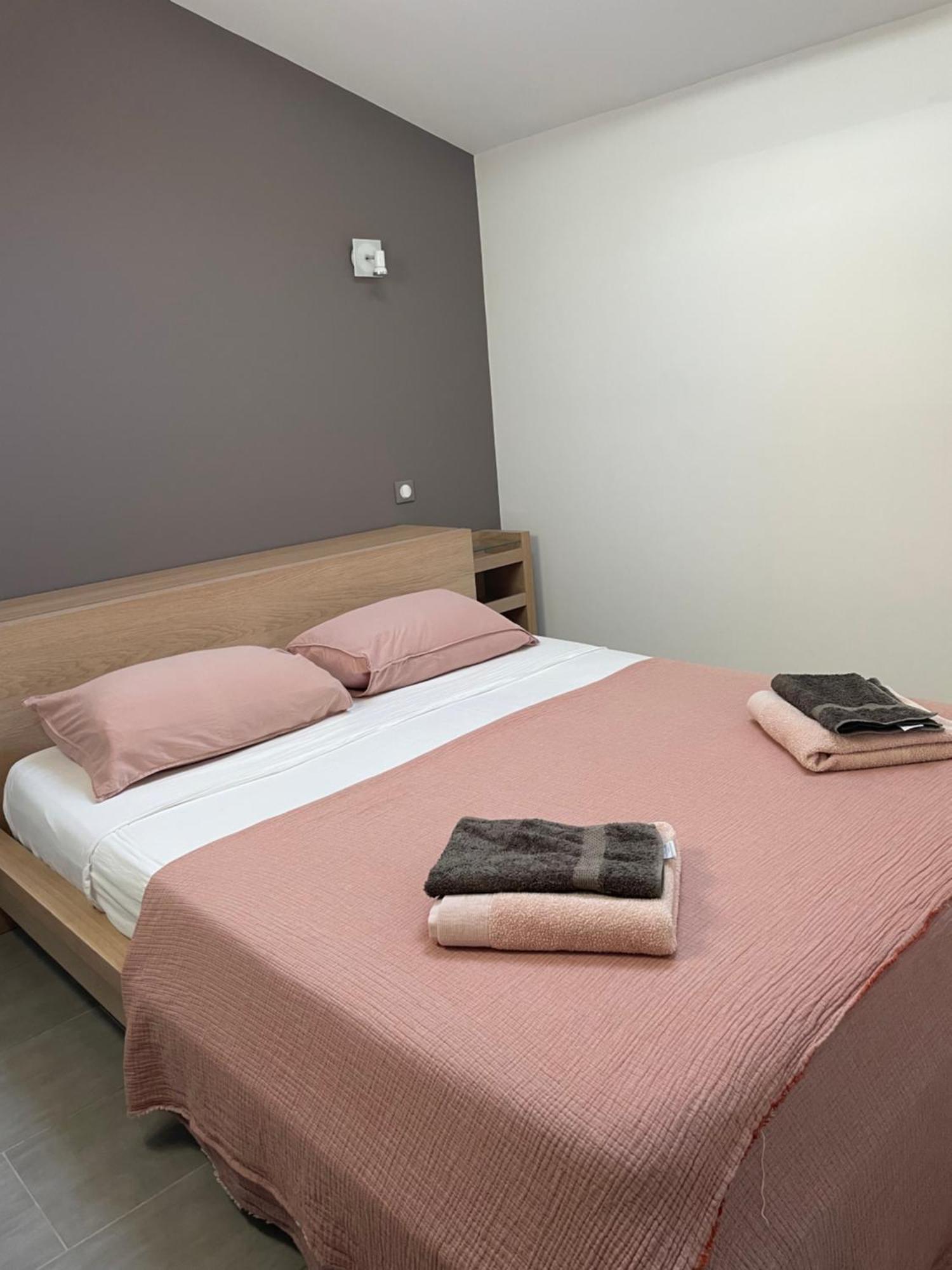 Gite Les Alpilles Eygalières Екстериор снимка