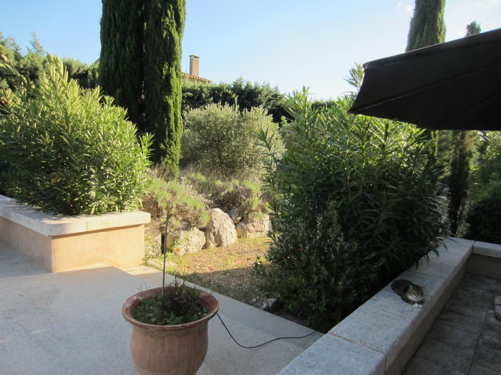 Gite Les Alpilles Eygalières Стая снимка
